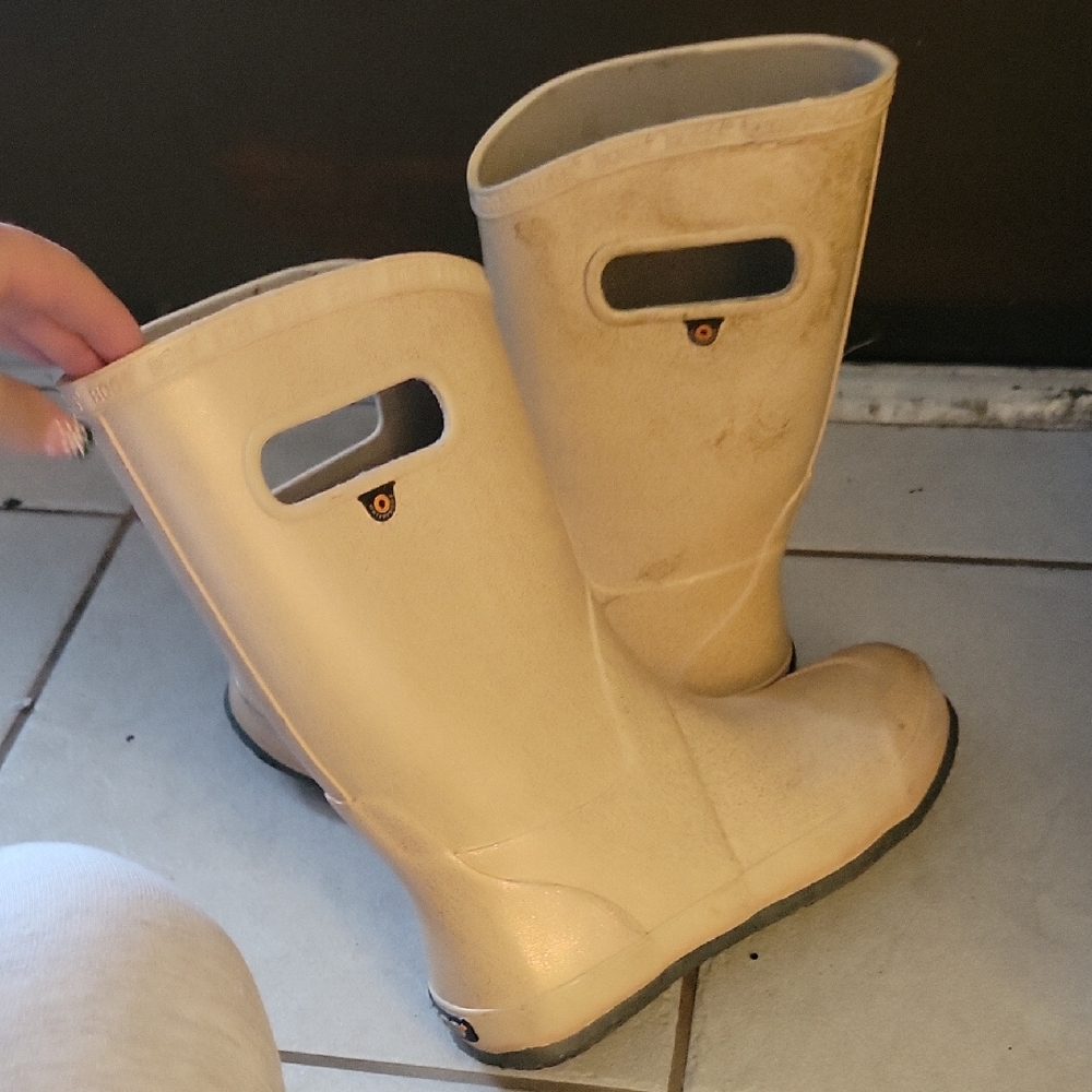 Bogs Kids Boots in Cream